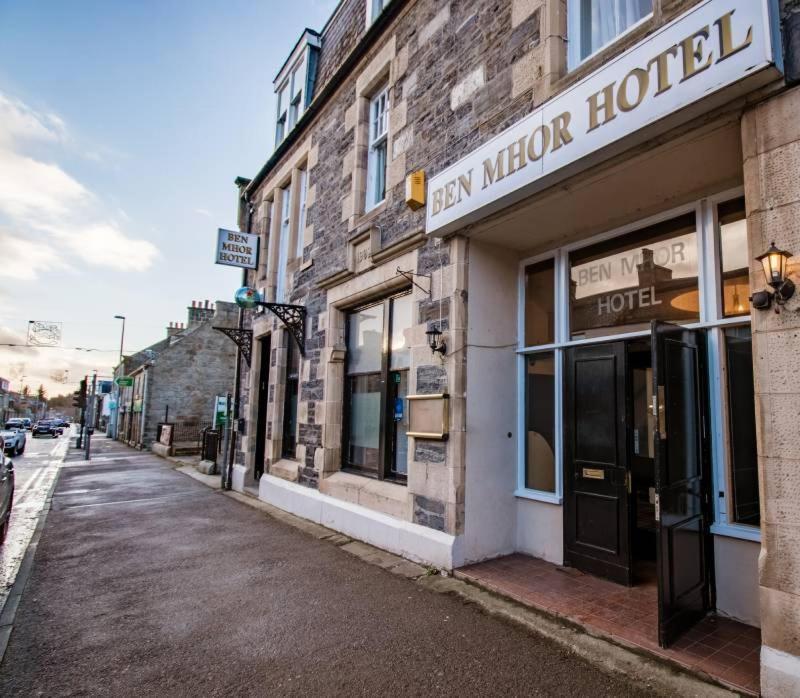 เดอะ เบน มอร์ Hotel Grantown-on-Spey ภายนอก รูปภาพ