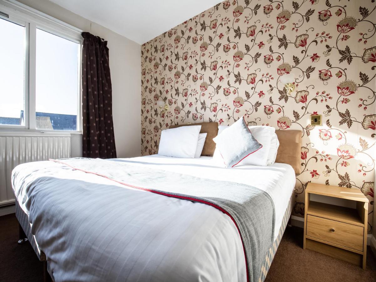 เดอะ เบน มอร์ Hotel Grantown-on-Spey ภายนอก รูปภาพ