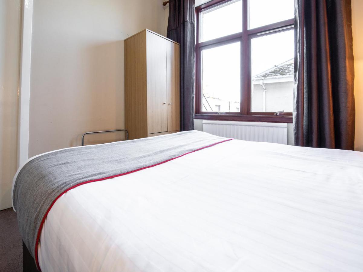 เดอะ เบน มอร์ Hotel Grantown-on-Spey ภายนอก รูปภาพ